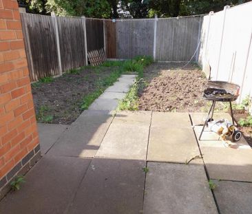 2 bedroom end of terrace house to rent - Photo 6