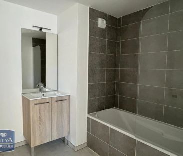 Appartement à louer 3 pièces 67.9m² - Photo 2