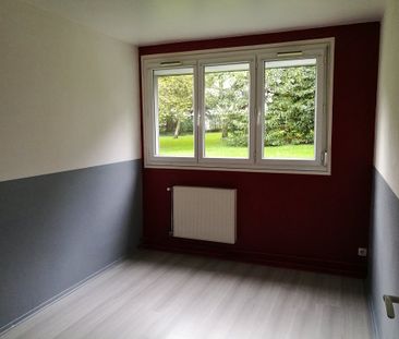 Location Appartement 4 pièces 70m² - Photo 3