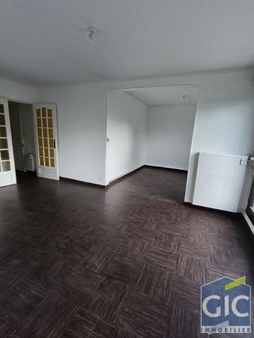Location Appartement 4 pièces 80m² - Photo 2