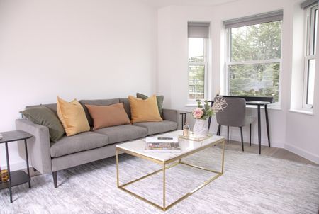 3 bedroom apartment to rent - Photo 2