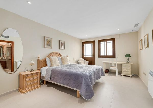 5 bedroom luxury Villa for rent in Marbella, Spain