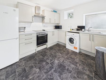 5 bedroom house share to rent - Photo 5