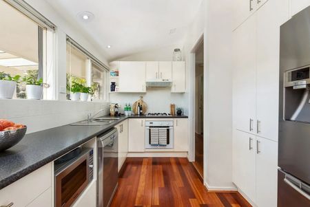 1 Edgecombe Road, St Ives - Photo 3