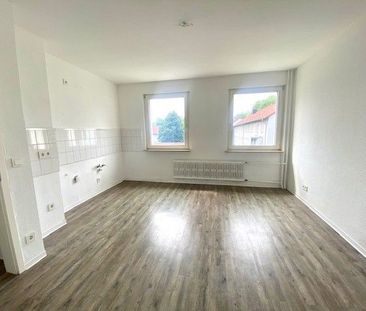 Wir sanieren für Sie - charmante 2,5-Zimmer-Citywohnung - Photo 3