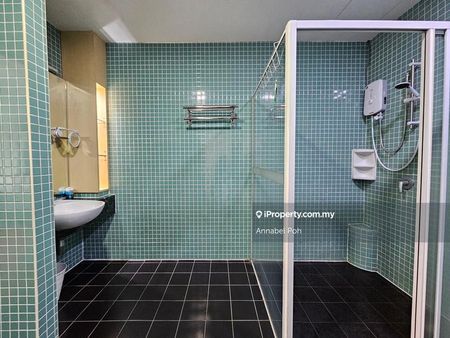 Holiday Place (D-Villa Residence), Taman U Thant, Ampang - Photo 2