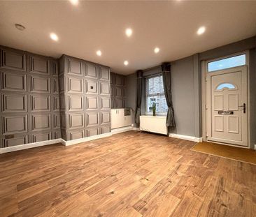 2 bedroom terraced house to rent - Photo 2