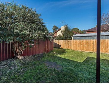 Well Located Family Home! - Photo 4