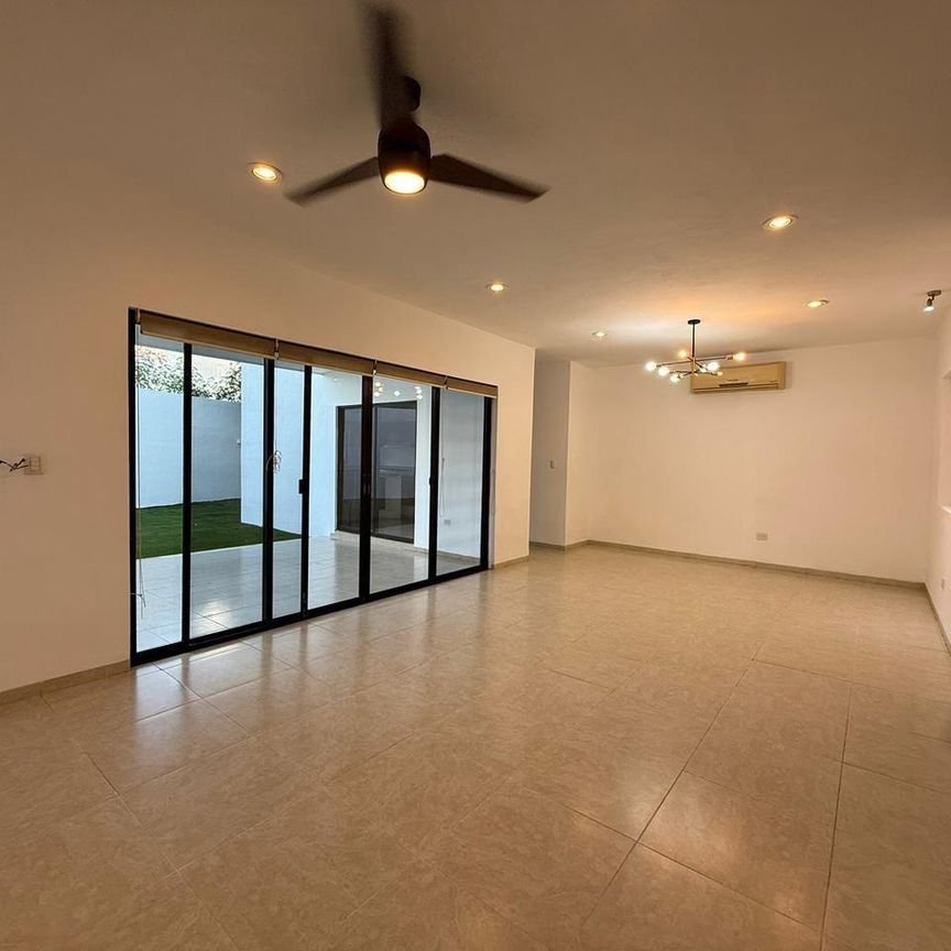 Casa de 3 recámaras con piscina, en Residencial Cocoyoles. - Photo 1