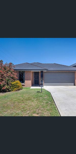 1/4 SHALISTAN STREET, Cliftleigh, NSW 2321 - Photo 1