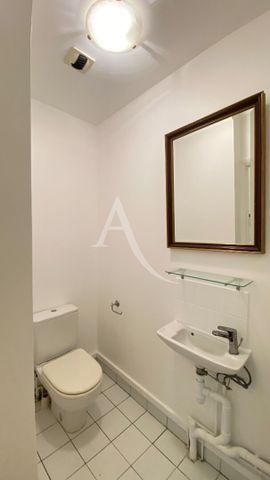 Location Appartement 3 pièces 55m² NEUILLY SUR SEINE 92200 - Photo 5