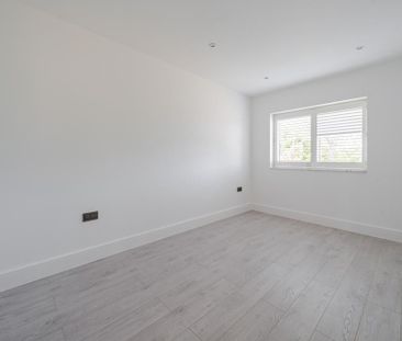 4 bedroom detached house to rent - Photo 1