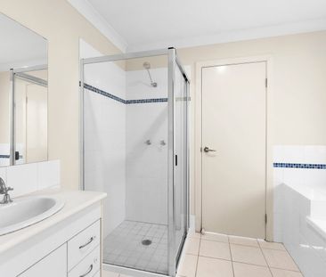 Low Maintenance Convenient Location! - Photo 5