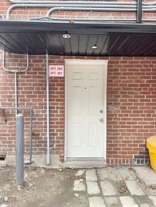 For Lease - 526 Huron Street Unit# 301, Toronto, Ontario - Photo 1