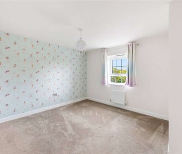 Stylish, modern family home in Wilmslow, with garage and enclosed g... - Photo 3