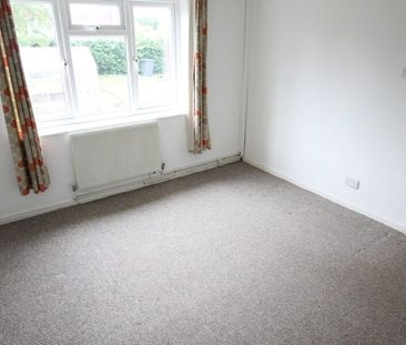 Manor Crescent, Rothwell, Leeds, LS26 0QS - Photo 1