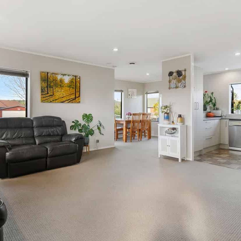 Charming 3BR Home in Burswood - Photo 1