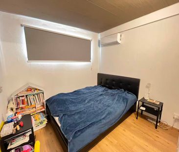 2 BEDROOM UNIT SEMI FURNISHED FREE INTERNET!! - Photo 3