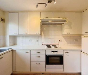 Camellia Drive, Warminster, Bar, BA12 - Photo 2