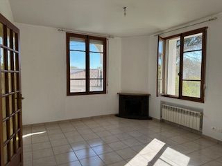 Location Maison 6 pièces 130m² - Photo 4