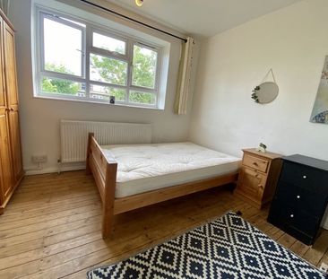 4 Bed Flat, Southmead Road, SW19 - Photo 4