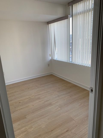 For Lease - 25 Telegrams Mews Unit# 916, Toronto, Ontario - Photo 3