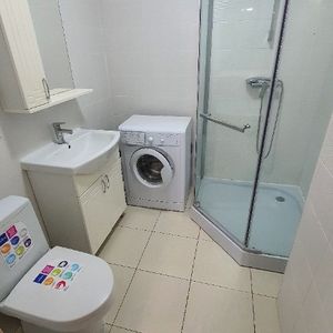 Apartament cu 2 camere in zona Bartolomeu Nord - Photo 2