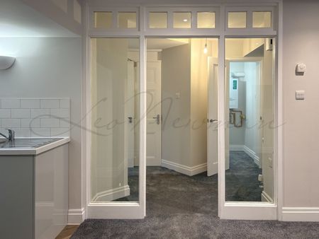 Meadway, Hampstead Garden Suburb, NW11 - Photo 5