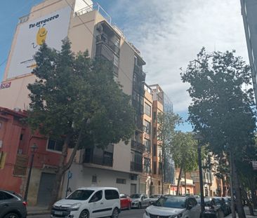 Valencia Capital - Photo 2