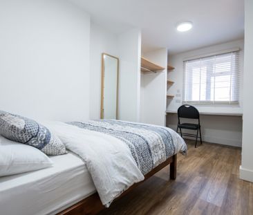 26 Croydon Road - Photo 1