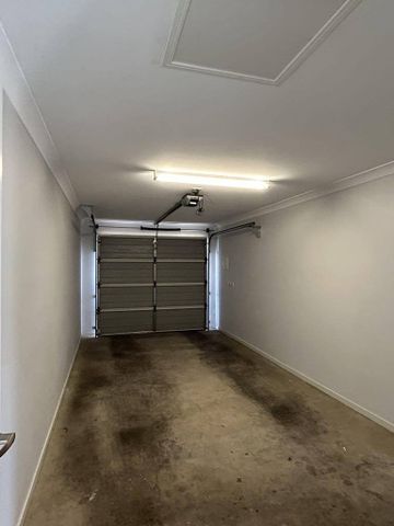 TWO BEDROOM DUAL OCCUPANCY OXLEY VALE - Photo 4