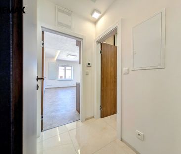 Pronájem bytu 1+kk 23 m² - Fotografie 5