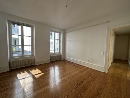 Location Appartement 6 pièces 139m² STRASBOURG 67000 - Photo 2