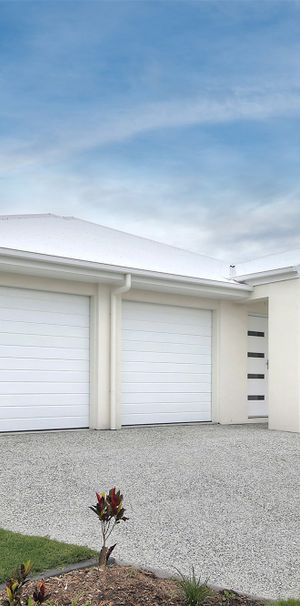 Brand New three beds, including Mater Bedroom, Ensuite in Greenbank - Photo 1