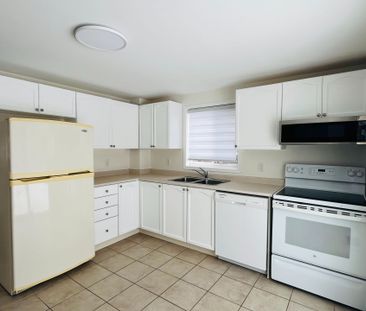 For Lease - 14 Downing Crescent, Barrie, Ontario - Photo 6