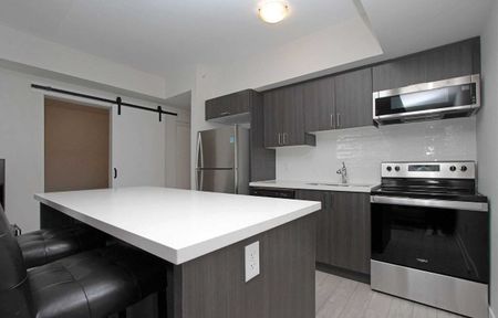 For Lease - 10 Culinary Lane Unit# 510, Barrie, Ontario - Photo 3