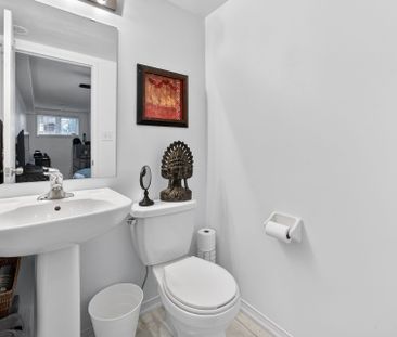 For Lease - 2504 Post Road Unit# 1, Oakville, Ontario - Photo 2