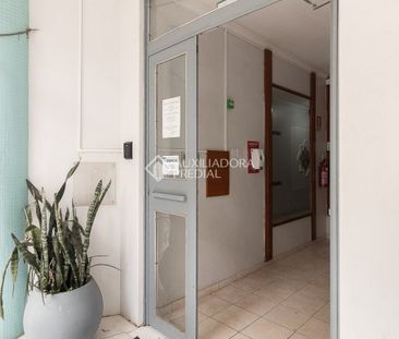 Apartamento com 2 quartos e 56m² para alugar em Cidade Baixa, Porto... - Foto 4