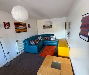 Nesbitt Road, Brighton - Photo 1