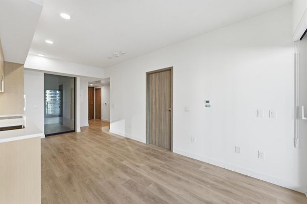 For Lease - 1 Concord Cityplac Way Unit# 935, Toronto, Ontario - Photo 1
