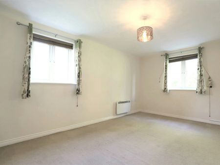 Flat to rent on - Photo 3