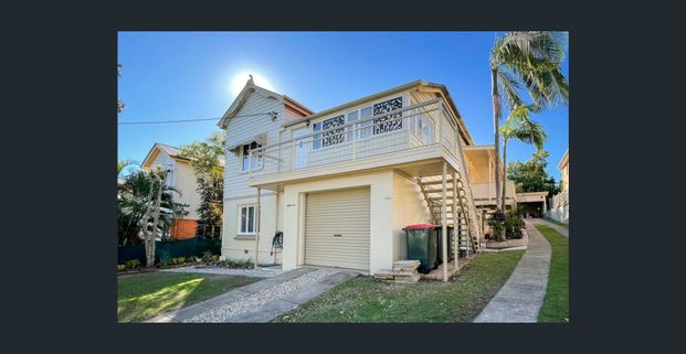 Charming 1-Bedroom Unit with Courtyard in Norman Park - Photo 1
