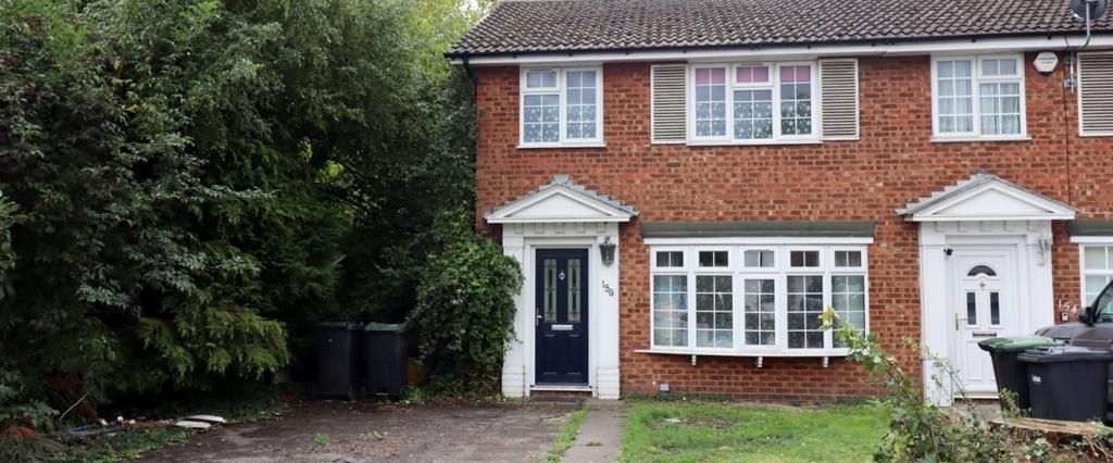 3 bedroom semi-detached house to rent - Photo 1