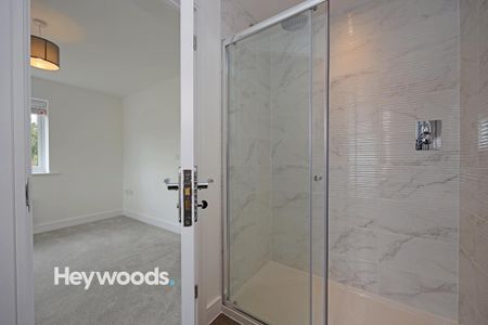 3 bedroom mews to rent - Photo 4