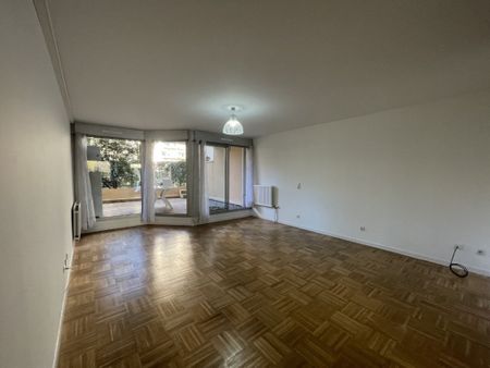 APPARTEMENT T3 A LOUER VILLEURBANNE Gratte-Ciel - Photo 4