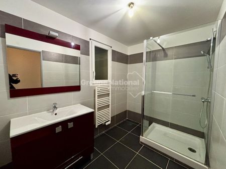 Appartement T4 de 101m2, à Jonquières Saint Vincent, - Photo 4