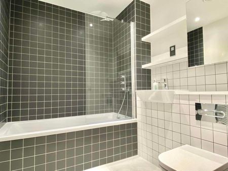 Blackwall Reach 5 One Bed Apartment - Photo 4