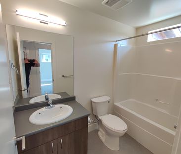 Emmaus Place. Three Bedroom Townhome - Photo 4