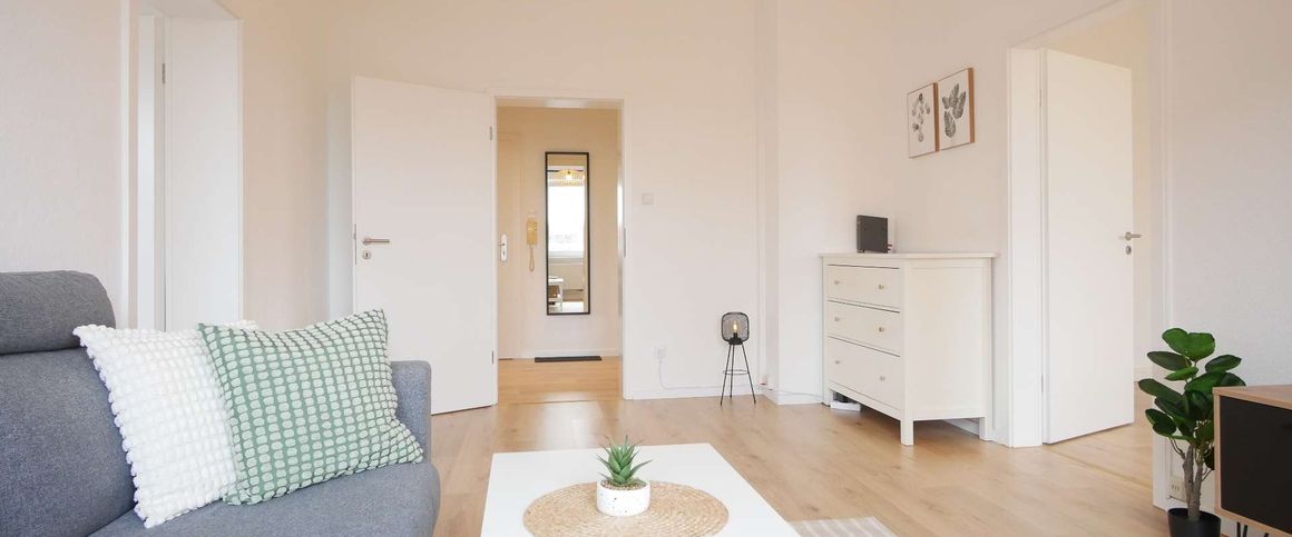 **Modern möblierte 3-Zimmer-Wohnung in Herrenhausen** - Foto 1