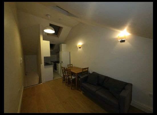 1 bedroom flat to rent - Photo 1